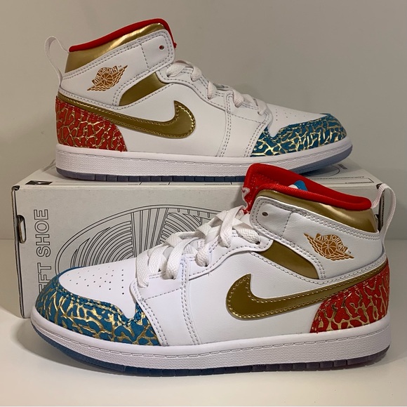 ❤ [NEW] AIR JORDAN 1 MID SNEAKER SCHOOL NC TO CHI PRESCHOOL SIZE 2Y SNEAKERS 💙 - Picture 3 of 12